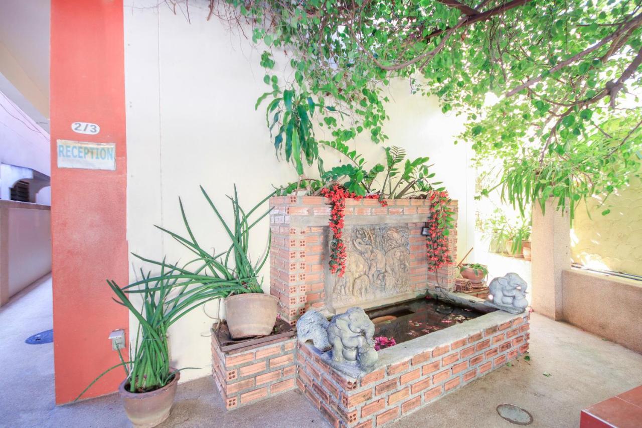 Ban Elephant Blanc Apartment Strand Kata Exterior foto