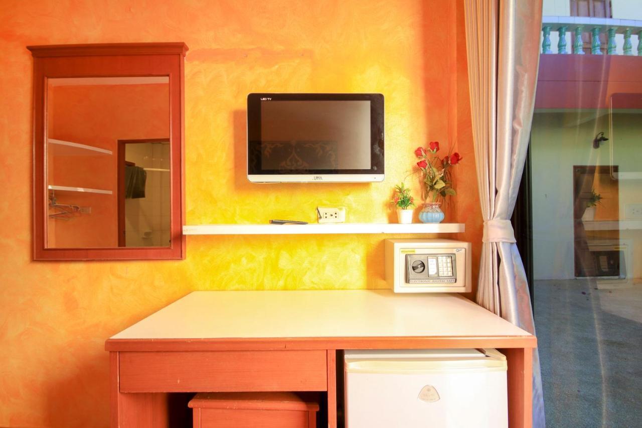 Ban Elephant Blanc Apartment Strand Kata Exterior foto