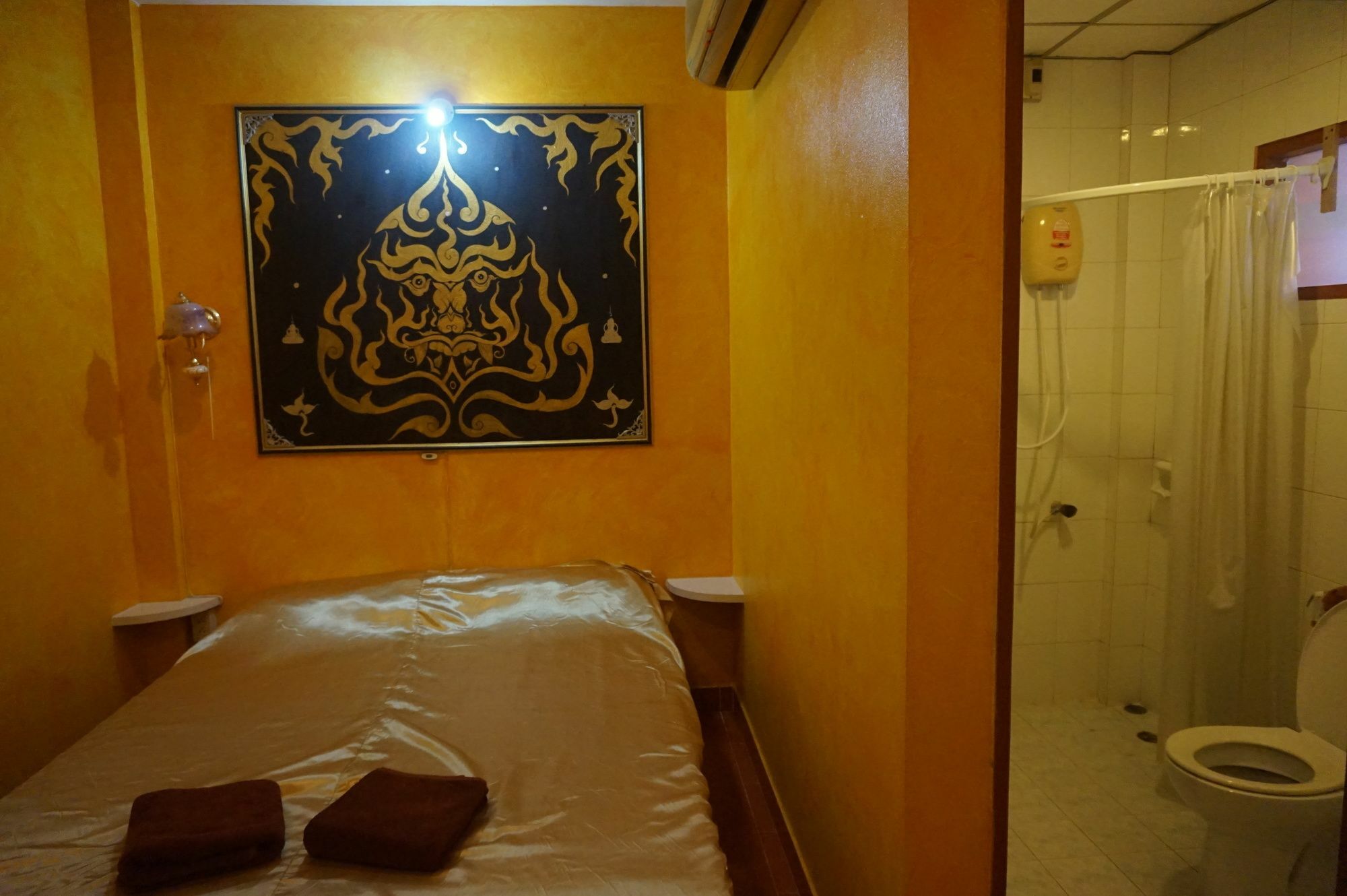 Ban Elephant Blanc Apartment Strand Kata Exterior foto