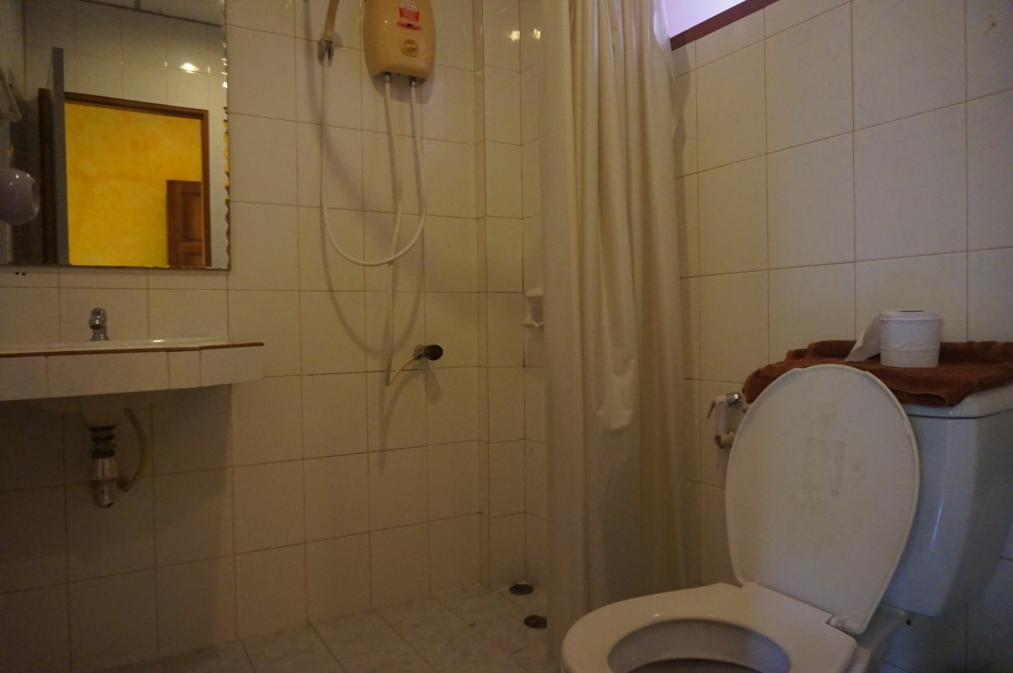 Ban Elephant Blanc Apartment Strand Kata Exterior foto